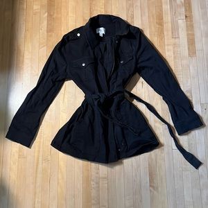 Women’s jacket.